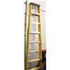 Image 1 : 8' FIBREGLASS AND ALUMINUM LADDER