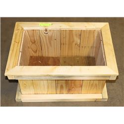 STYLISH PINE PLANTER 25"X17"X13"