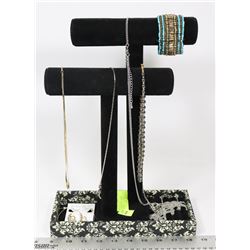 JEWELLERY DISPLAY STAND W/ JEWELLERY