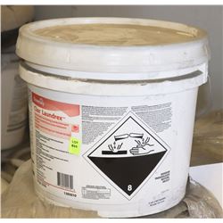 22LB PAIL OF CONCENTRATED LAUNDRY DETERGENT