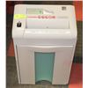 Image 1 : COMMERCIAL CROSS CUT SHREDDER