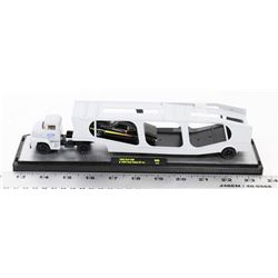 1956 FORD COE & 1970 FORD TORINO GT 351 MODEL