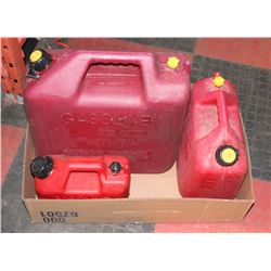 BOX WITH 3 JERRY GAS CANS - 5, 10 AND 20