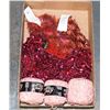 Image 1 : ASSORTED YARNS FLAT