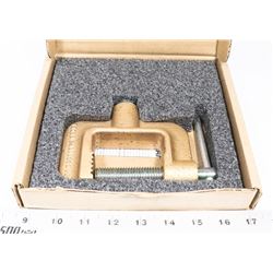 TWECO 500 AMX GROUND CLAMP.