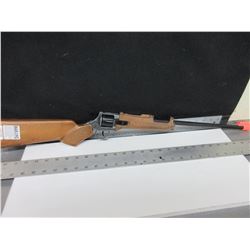 Kids PLAY Rifle  / Cap Gun