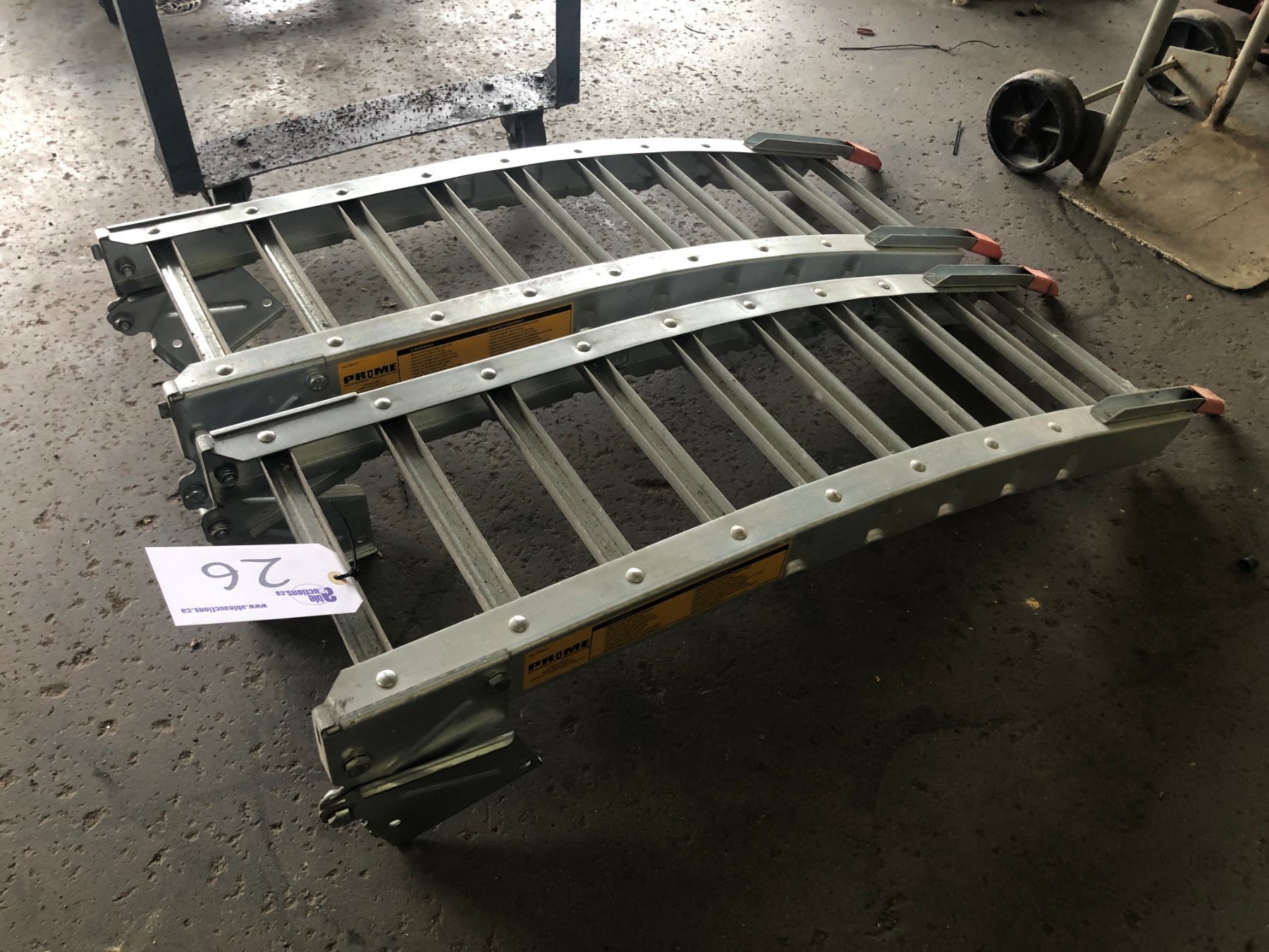 PAIR OF PRIME ALUMINUM RAMPS