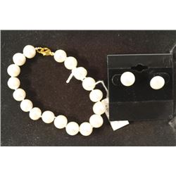 FRESH WATER PEARL BLACELET & EARRING SET