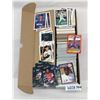 Image 1 : LOT OF SPORTS TRADING CARDS