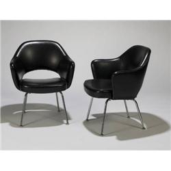 Eero Saarinen Pair of armchairs (model no. 71)