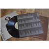 Image 5 : 2 Van Morrison Records