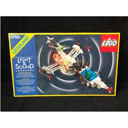 LEGO 6780 Light and Sound XT Starship