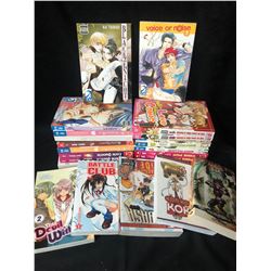 JAPANESE ANIME COMIC BOOK LOT