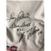 Image 2 : MONTREAL CANADIENS SIGNED BERET (ROBINSON/ SHUTT/ LAFLEUR)