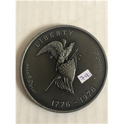 Very Large 1976 Bicentennial Liberty Medal 5  Ounces in weight