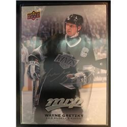 2016-17 MVP Silver Script Wayne Gretzky Card #275