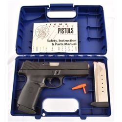 Smith & Wesson Sigma Series Model SW40F