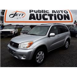 J3 --  2005 RAV 4 , Grey , 346052  KM's