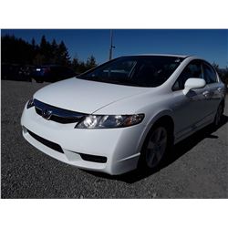 C1 --  2010 HONDA CIVIC LX , White , 150250  KM's