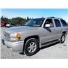 Image 1 : I4 --  2004 GMC YUKON DENALI , Grey , 268544  KM's