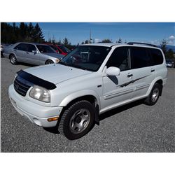 J2 --  2002 SUZUKI XL7 , White , 180866  KM's