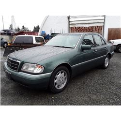 E4 --  1995 MERCEDES C220W , Green , 161334  KM's