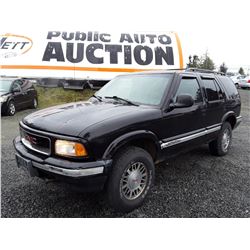 F1 --  1997 GMC JIMMY , Black ,   KM's