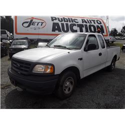 A6 --  2002 FORD F150 , White , 135932  KM's - No Reserve