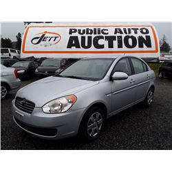 A12 --  2007 HYUNDAI ACCENT , Silver , 95448  KM's - No Reserve