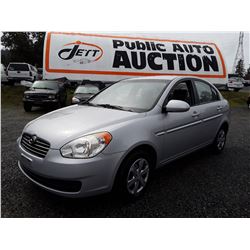 A9 --  2009 HYUNDAI ACCENT , Silver , 79153  KM's - No Reserve