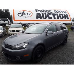 F3 --  2013 VW GOLF TDI , Grey , 156157  KM's 10YR OR 193,000 KM WARRANTY
