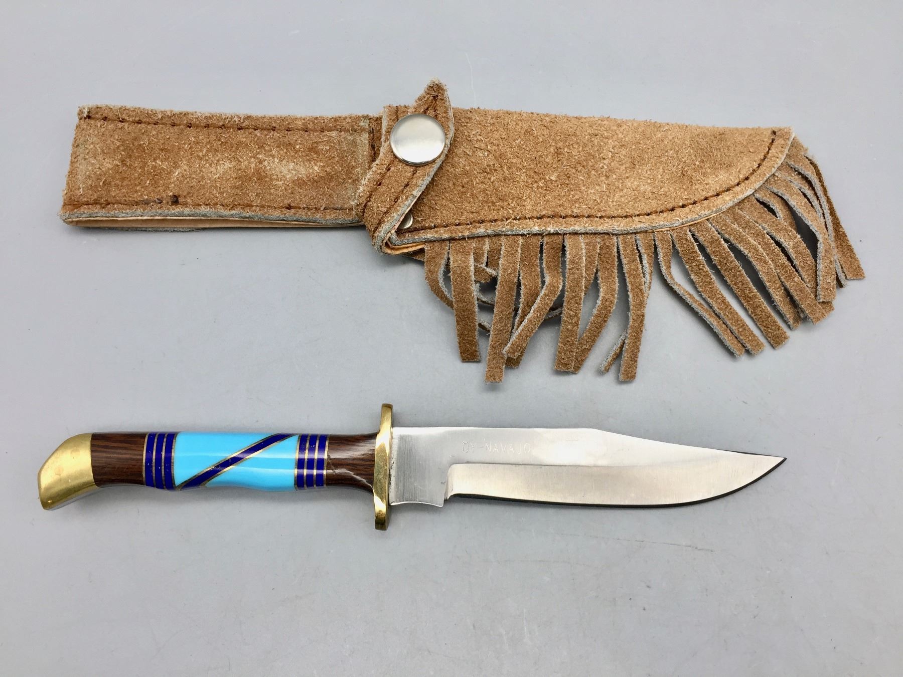 Fixed Blade Knife with Inlay Handle