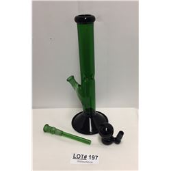 GREEN GLASS BONG WITH DOWNSTEM AND BOWL