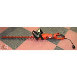 BLACK AND DECKER TYPE 1 HEDGE TRIMMER