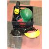 Image 1 : CRATE WITH FACE SHIELDS AND HARD HATS.