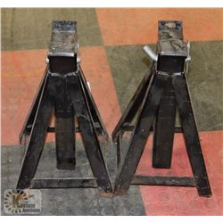PAIR OF JACK STANDS.
