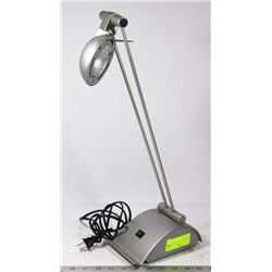 ADJUSTABLE DESK LAMP (TESTED, WORKING)