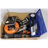 Image 1 : BOX OF TOOLS INCLUDING SCHRADER DIAL PRESSURE