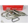 Image 1 : FLAT OF LARGE HEAVY DUTY CLAMPS