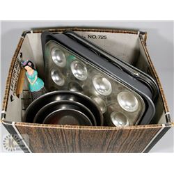 BOX OF ASSORTED BAKEWARE