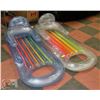 Image 1 : SET OF 2 CLEAR MULTI-COLOUR POOL