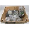 Image 1 : BOX W/LARGE COLLECTION OF