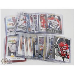 LOT OF 26 ROOKIE HOCKEY CARDS - ASST SETS & YEARS.