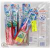Image 1 : BAG OF ASSORTED TOOTH BRUSHES