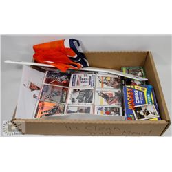 BIG BOX HOCKEY CARDS WITH OILERS FLAG