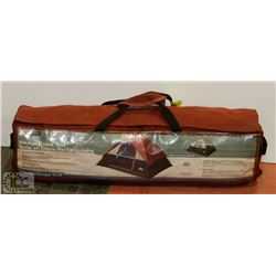 WEDGE DOME TENT 8' X 7'