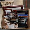 Image 1 : BOX W/ESTATE COLLECTION OF PICTURES,