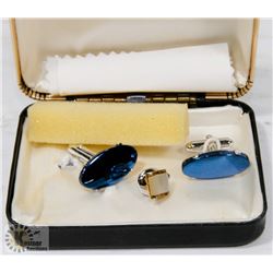 BLUE AND WHITE CUFFLINKS