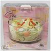 Image 1 : TOUCH OF GLASS 23CM SALAD BOWL.