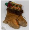 Image 1 : AUTHENTIC VINTAGE HAND MADE FIRST NATIONS MUKLUKS.